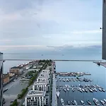 아파트 Sea Towers Panoramic Penthouse 그디니아