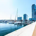 Sea Towers Panoramic Penthouse 아파트