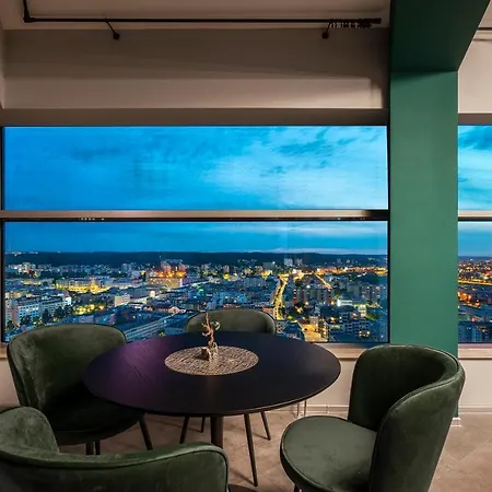 Sea Towers Panoramic Penthouse *